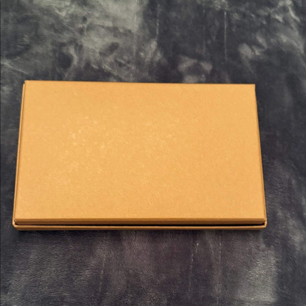 Louis Vuitton Warm Tan Box - Picture 2 of 9